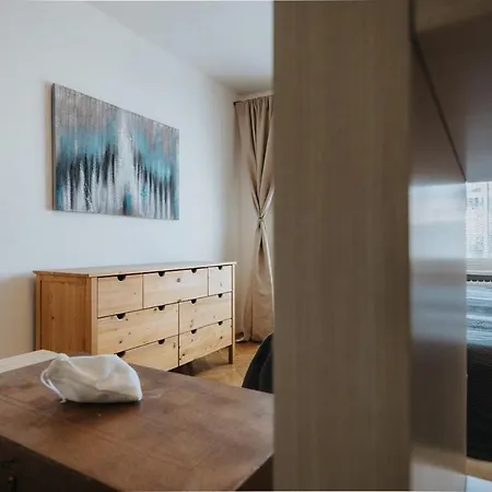 Apartment Quiet And Cozy In Old Town - Free Parking
